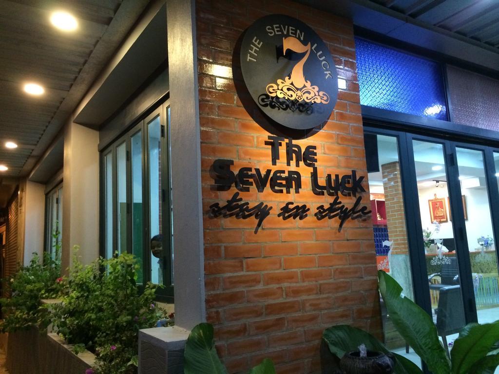 The Seven Luck Hotel Bangkok Exterior foto